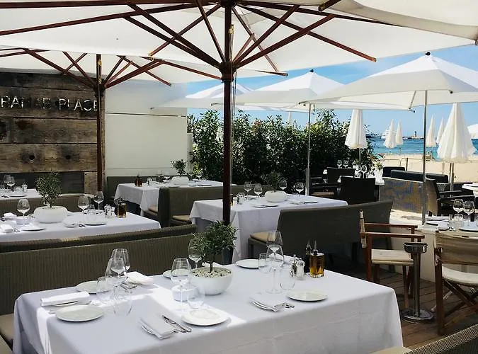 Le Palais Des Iles * Cannes